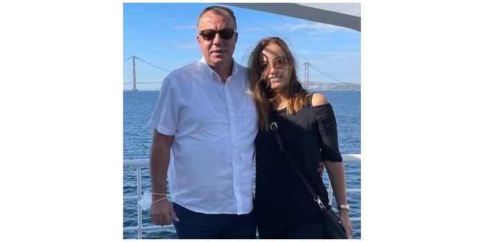 Semizoğlu çiftinden köprü önünde poz