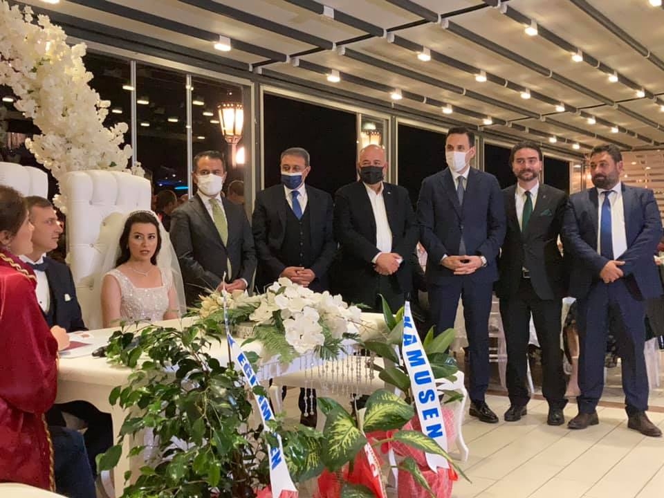 Mutlu bir ‘Evet’e tanıklık ettiler