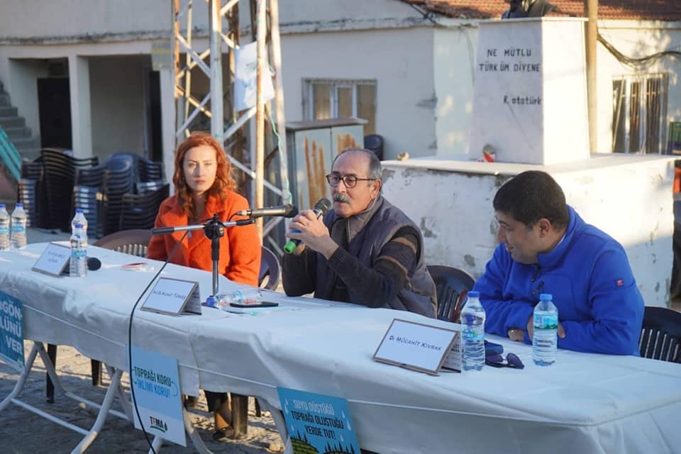 Önce panel sonra söyleşi