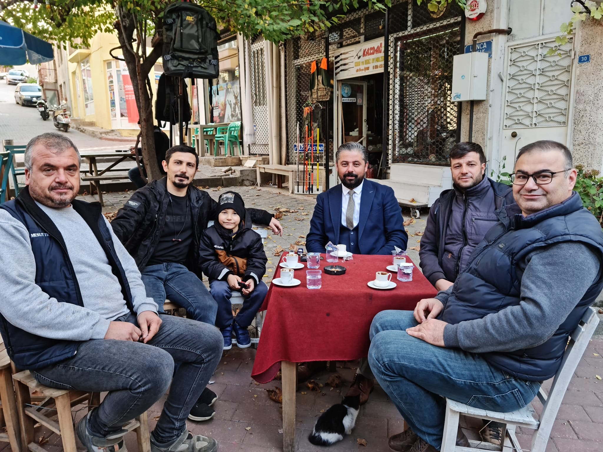 Başkan’dan sabah kahvesi keyfi