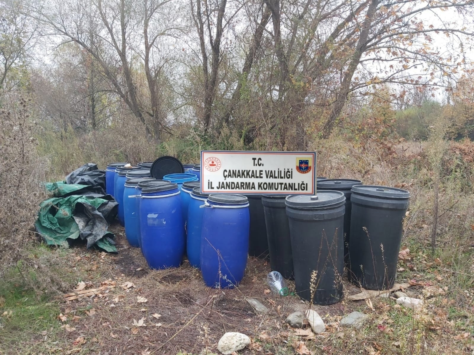 Bayramiç’te 6 bin 650 litre Kaçak şarap yakalandı
