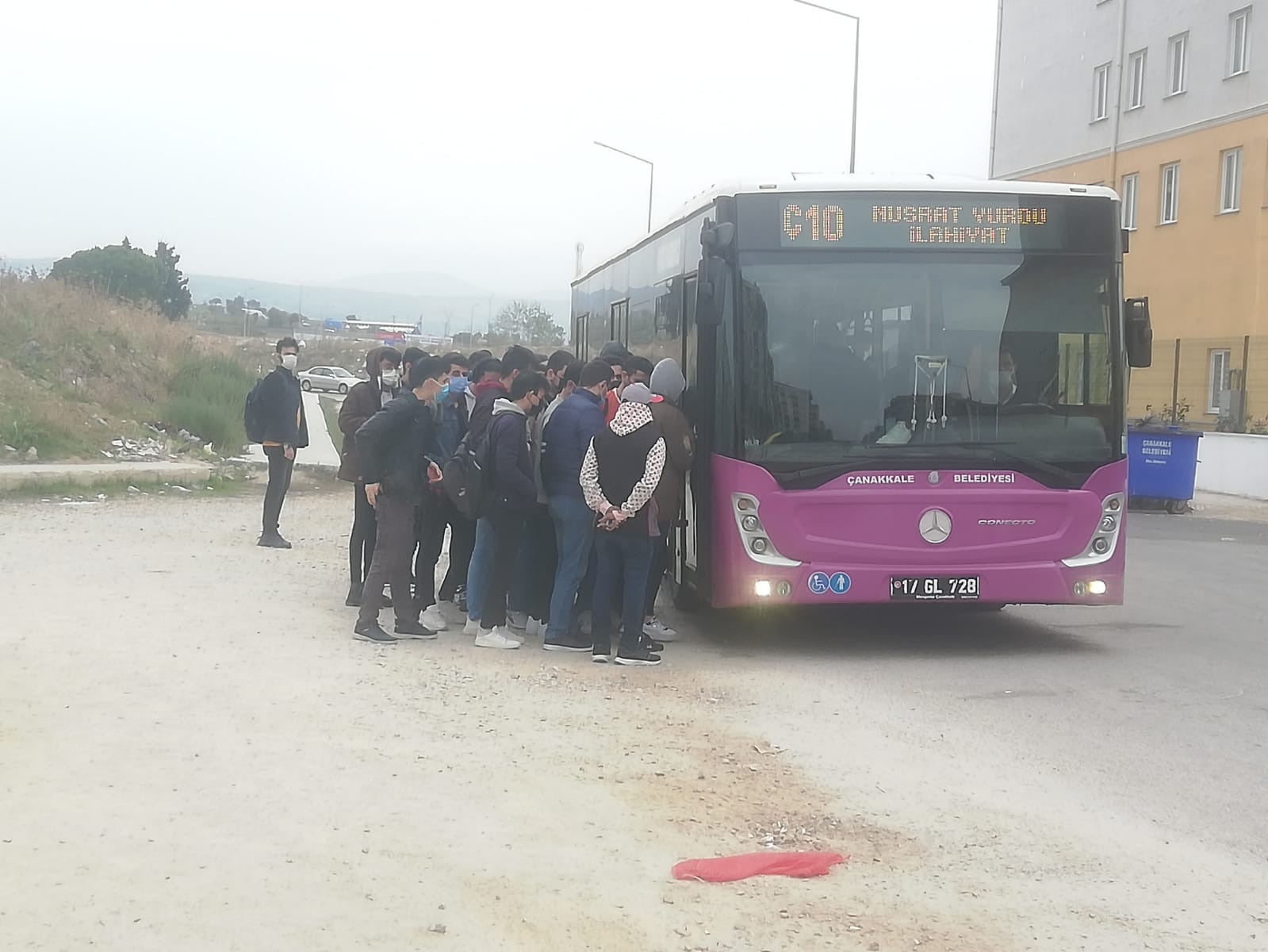 Öğrenciler “ek sefer” istiyor