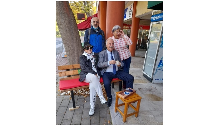Başkanın sabah kahvesi keyfi
