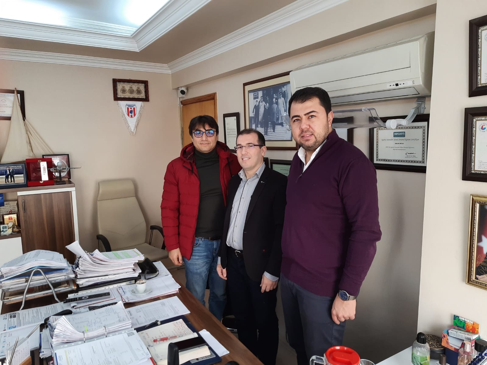İŞKUR sigortacı ve otomobil servisçileriyle görüştü