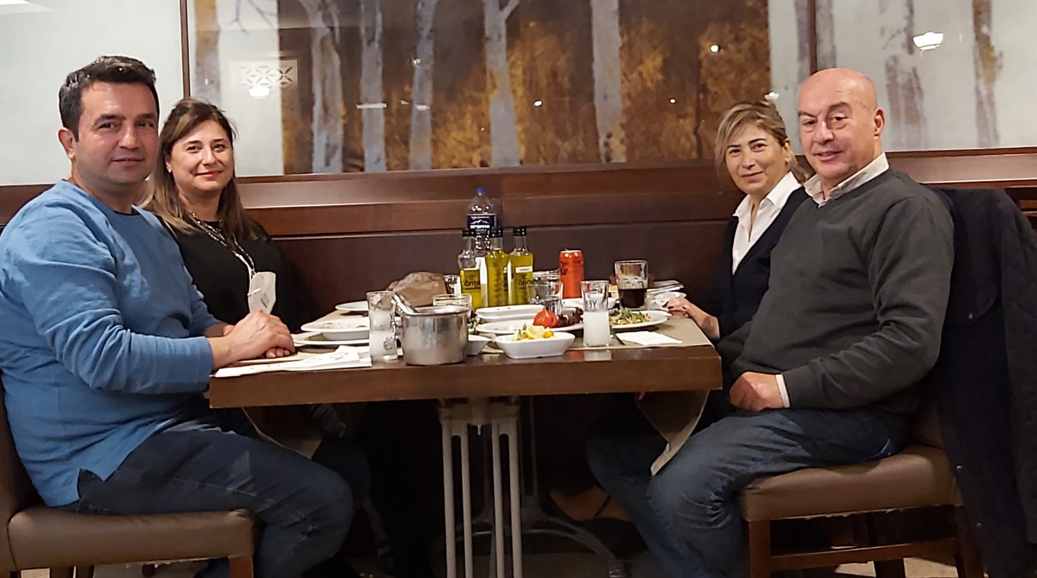 “Beş yıl sonra yine aynı masada”