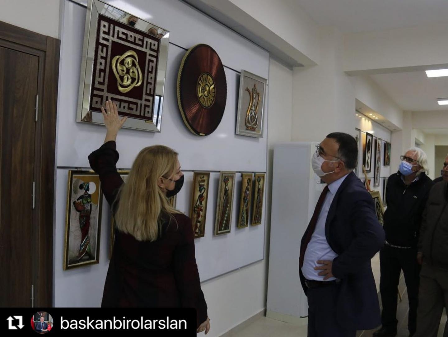 Filografi sergisini gezdi