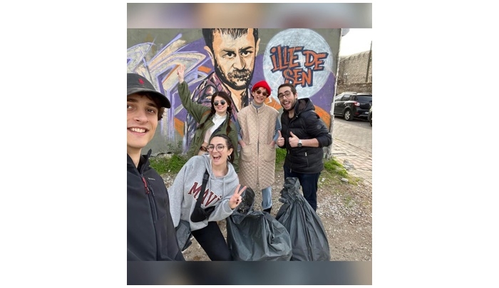Sanat için çöp topladılar