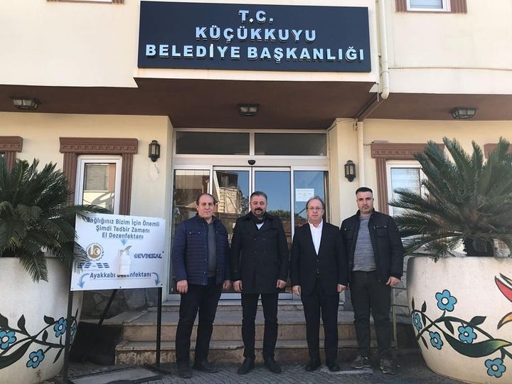 Fikir alışverişinde bulundular