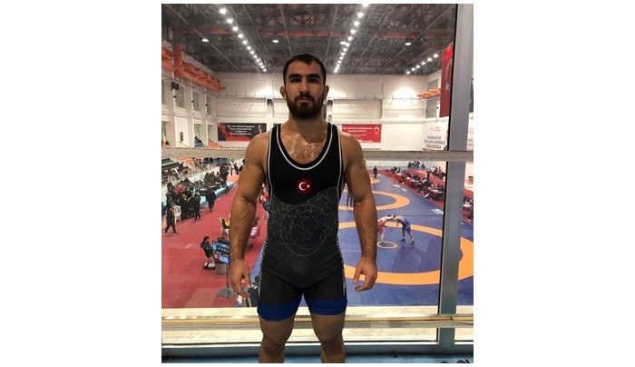 Başpehlivan Aktürk finalde