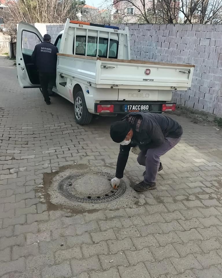 Kanalizasyonlar ilaçlandı