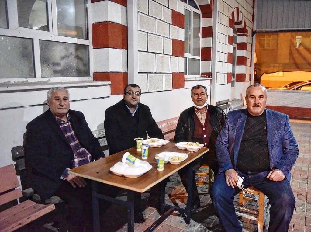 Başkan Öz hayırda