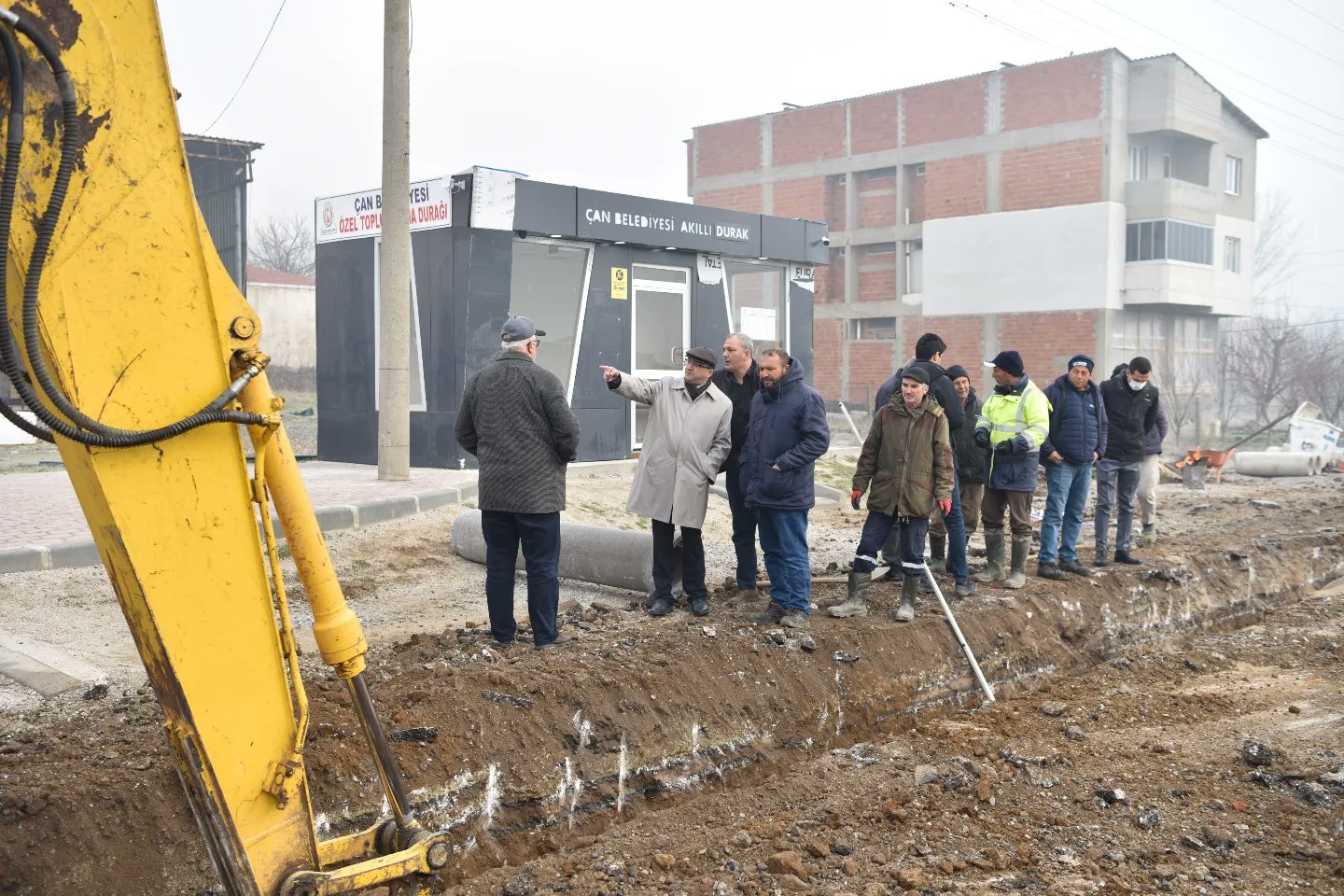 Sabah ilk ışıklarıyla incelemelerde bulundu