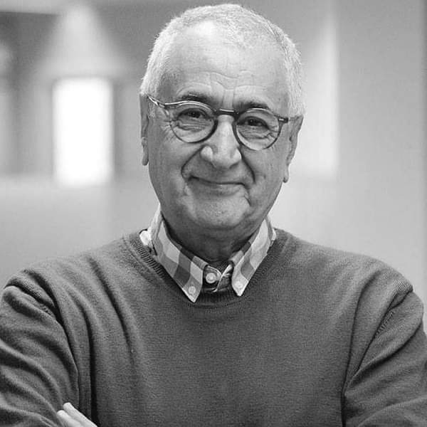 “Işıklar içinde uyu güzel insan…”