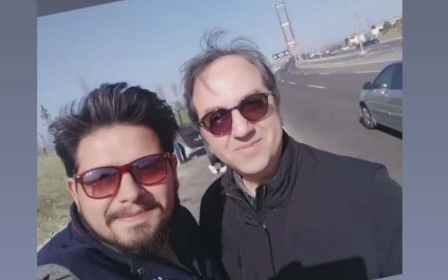 O da köprüden selfie yaptı