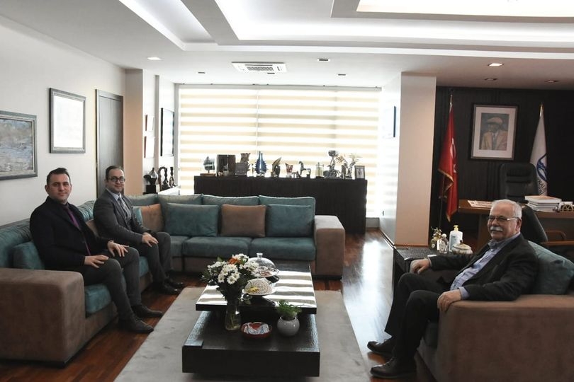 Misafirlerini ağırladı