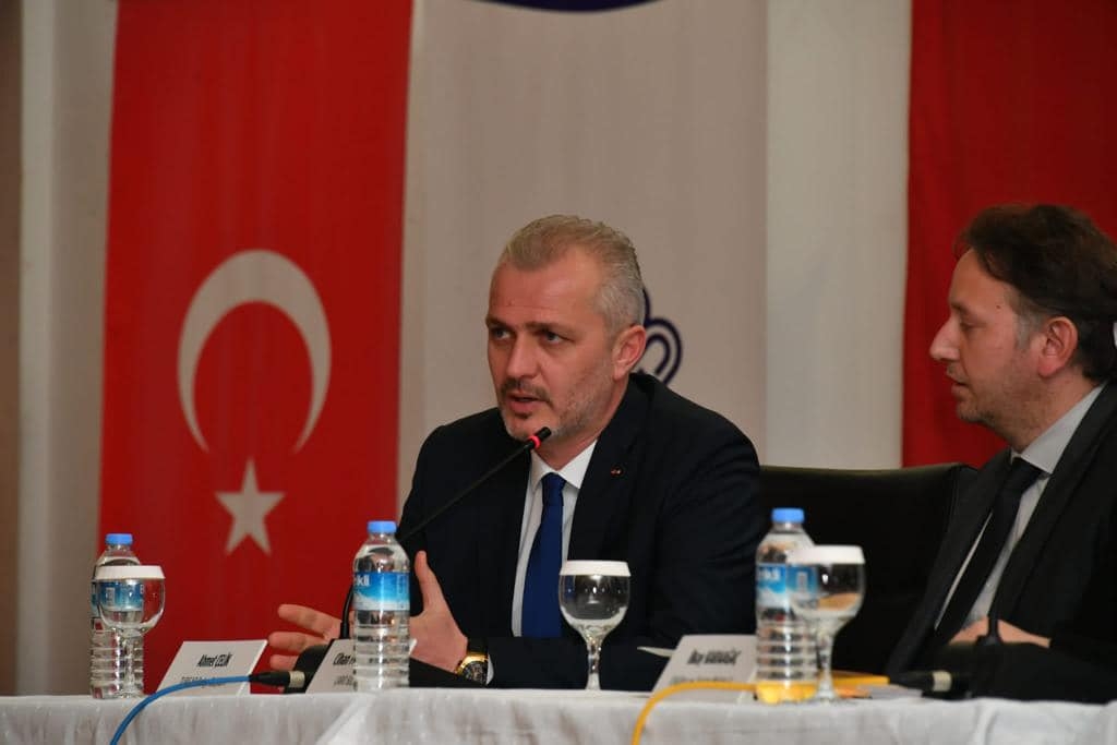Turizm sezonu toplantısına katıldı