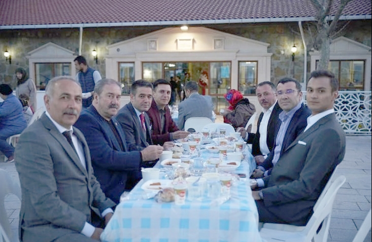 Eceabat Belediyesinden iftar