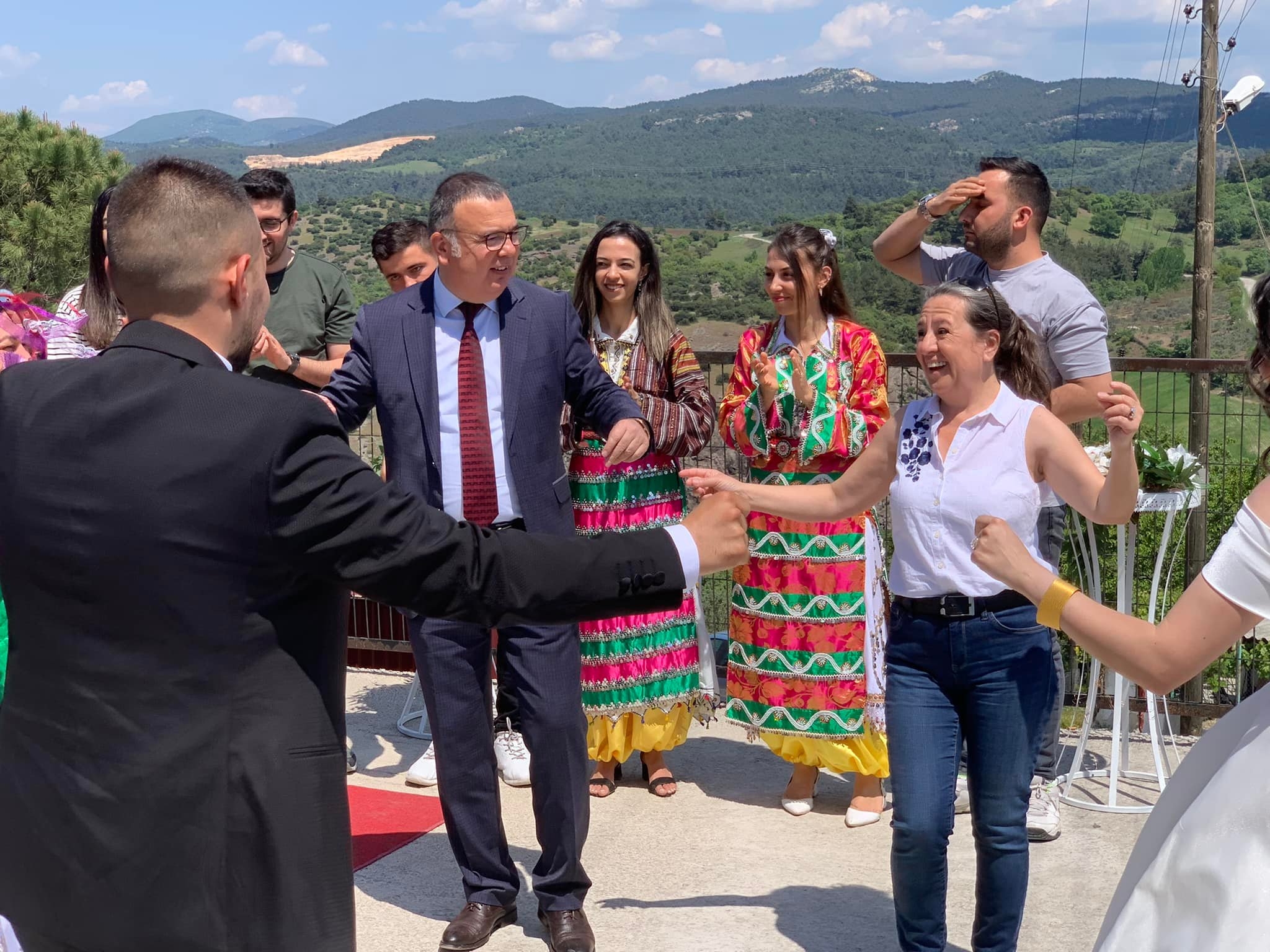 “Mutlu olun, mutlu edin”