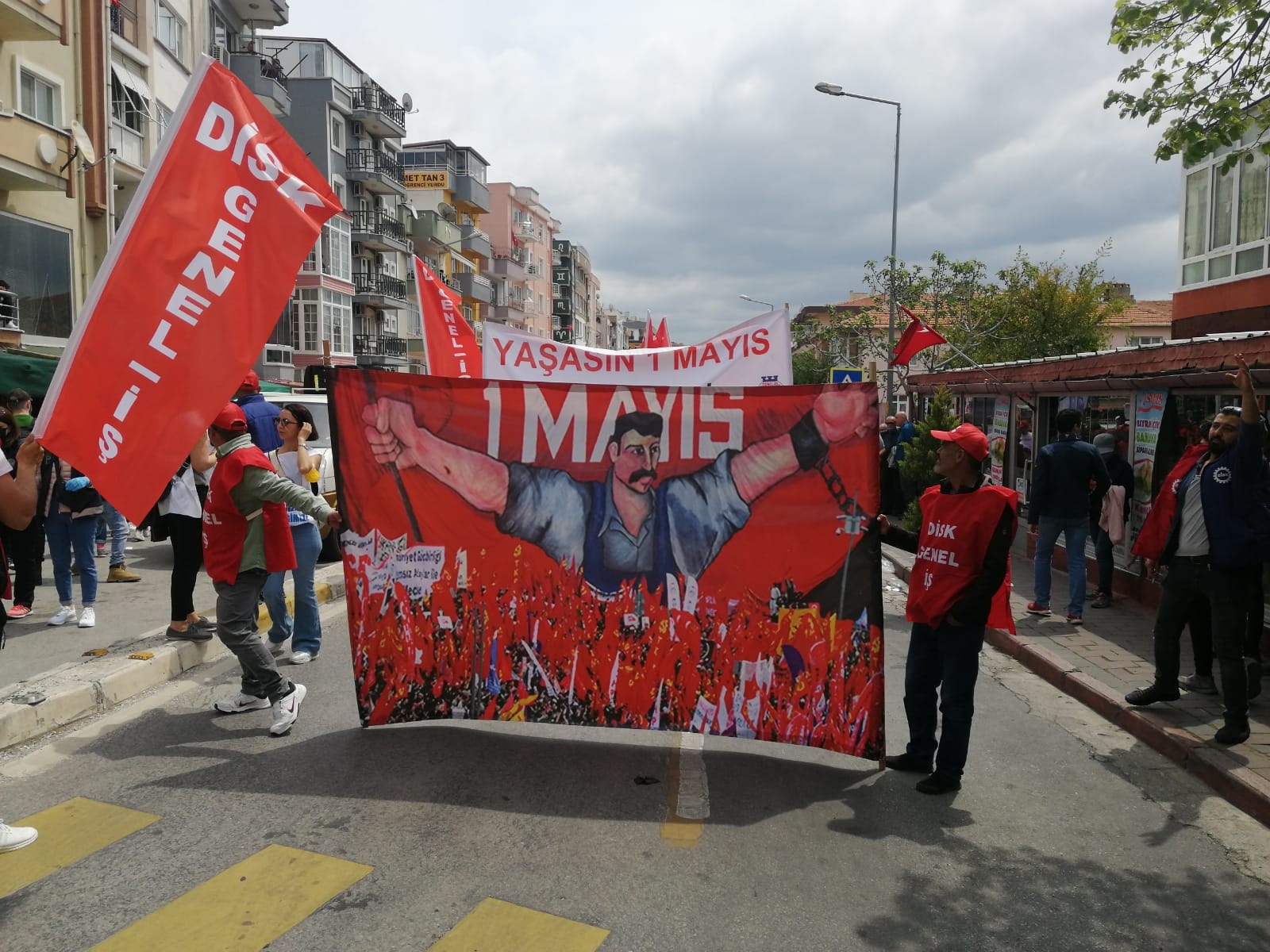 1 Mayıs kutlandı