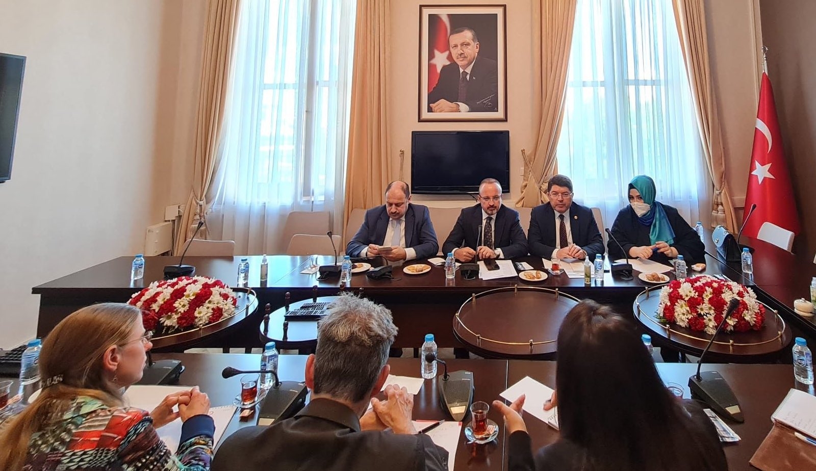 Venedik komisyonu ile bir araya geldi