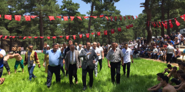 Evciler’de köy hayırı ve yağlı güreş etkinlikleri