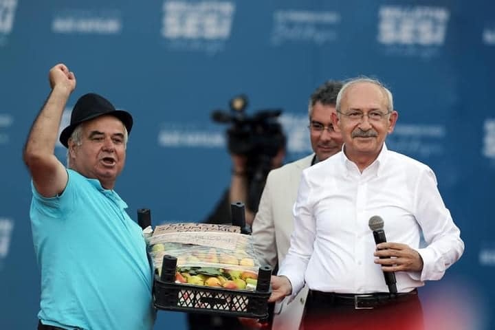 “Şehrin en büyük, en görkemli mitingi!”