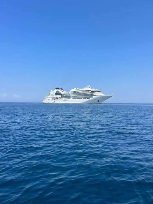 Cruise gemisi Bozcaada’da