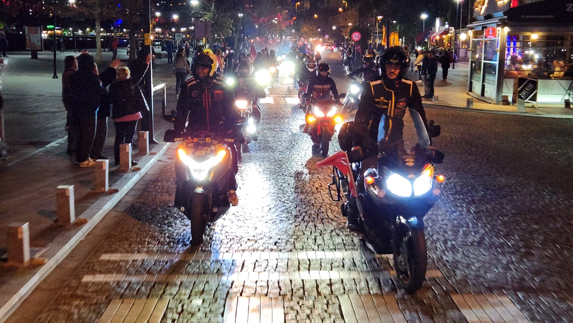 Motosikletçiler 29 Ekim kortejinde buluştu