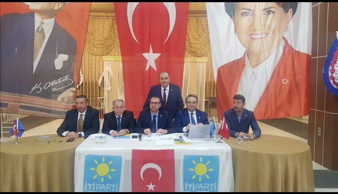 İYİ Parti Biga İlçe Kongresi yapıldı