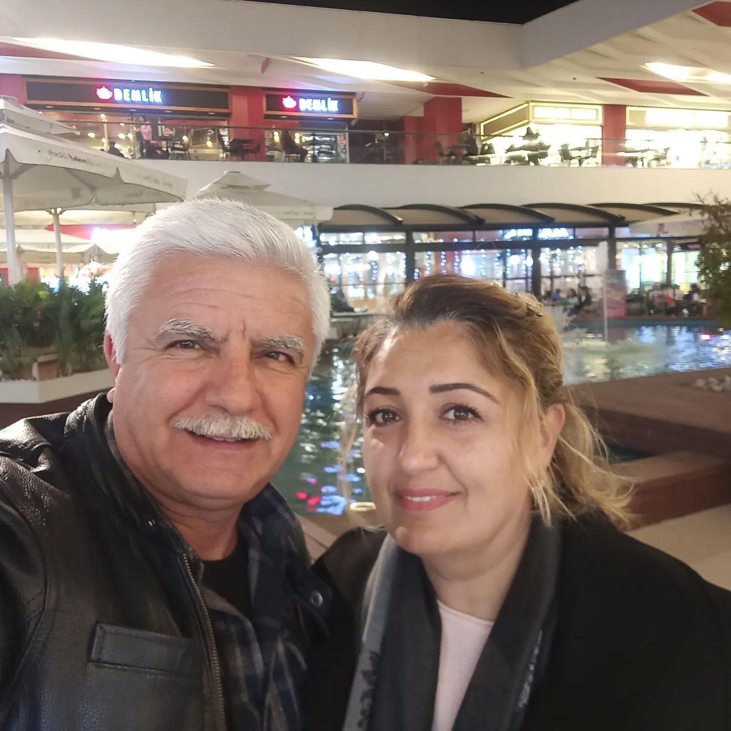 36 yılı devirdiler