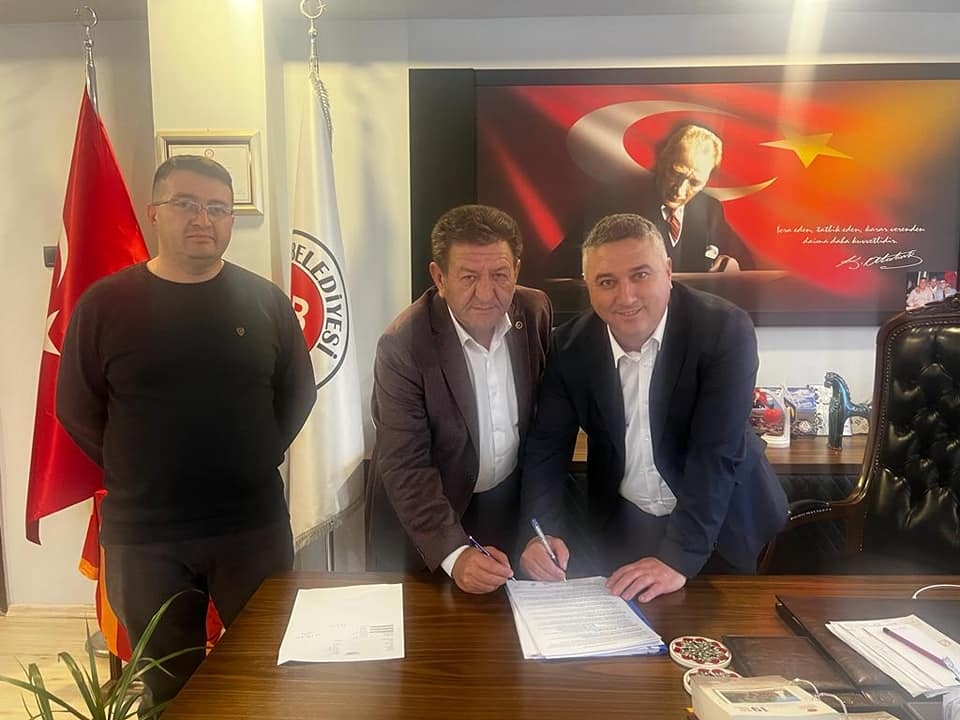 Ayvacık Belediyesi'nde kadrolu işçi maaşı 12.500 TL oldu