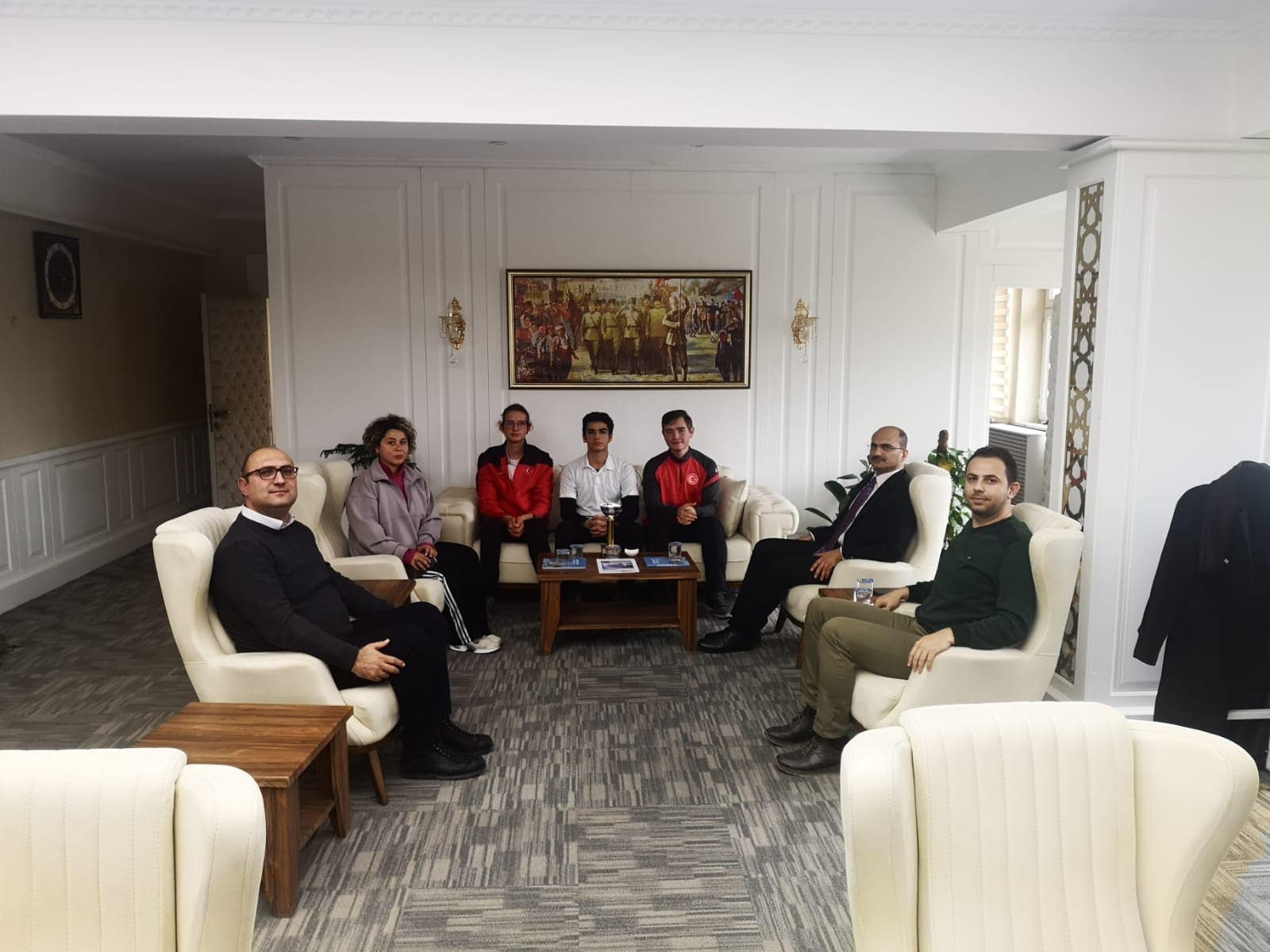 Kaymakam Abacı şampiyon okçuları ağırladı