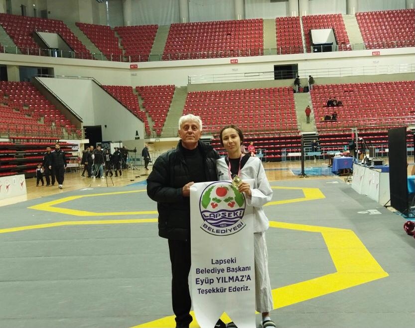 Taekwondo’nun şampiyonu yine Çanakkale’den