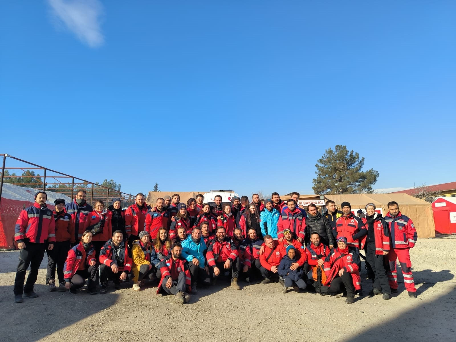 Çanakkale UMKE ekibi deprem bölgesinde çalışıyor