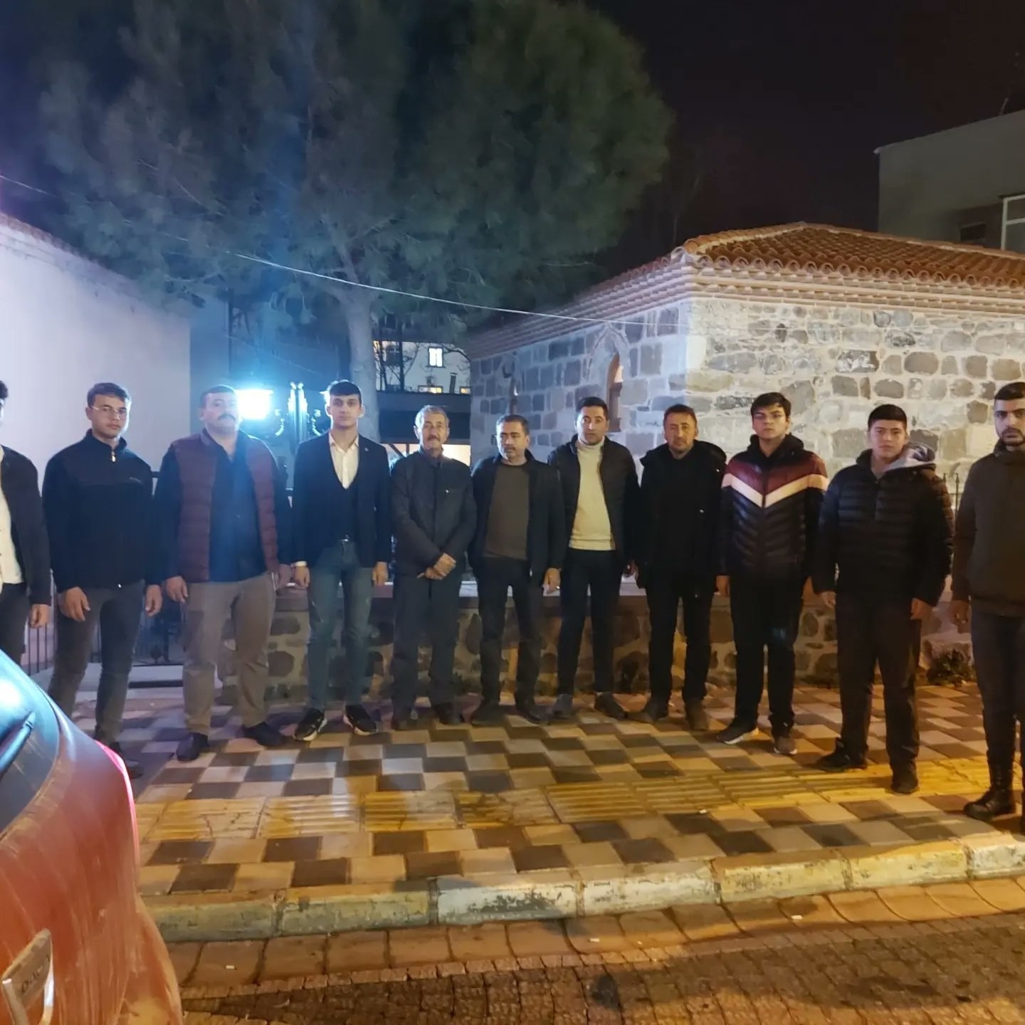 Ülkücüler mevlid okutup, tatlı dağıttı