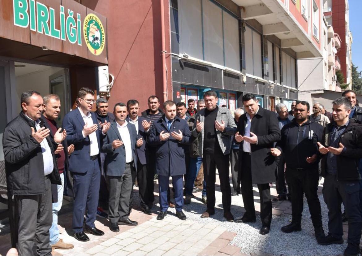 Ezine Süt Üreticileri Birliği yeni binasında