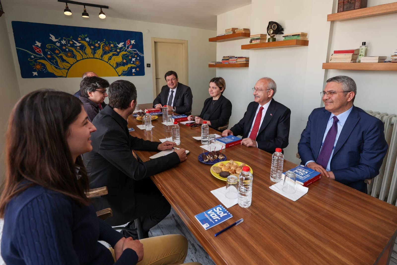 Kemal Kılıçdaroğlu'na CHP'li Erkek eşlik etti