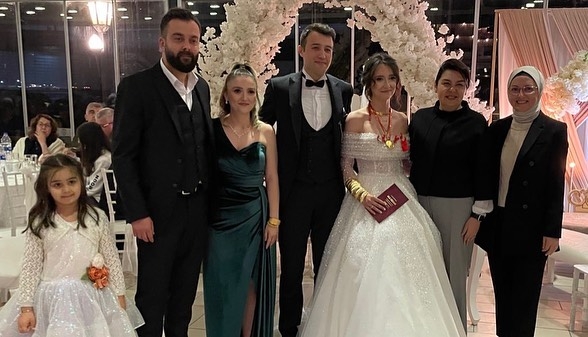 İskenderoğlu, çiftin mutluluğuna ortak oldu