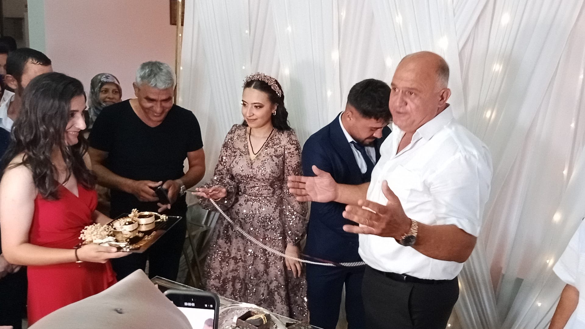 Yüzüklerini Yılmaz taktı