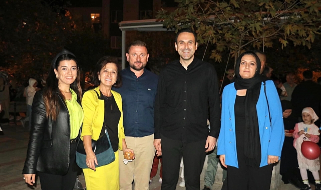 AK Parti Kadın Kollarından Lokma İkramı