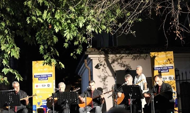 Troya Ozanları Çanakkaleliler ile buluştu
