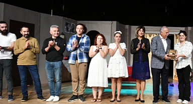 ‘Benim Doktor Oğlum’ sahnelendi