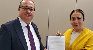 CHP’li Gürbüz mazbatasını aldı
