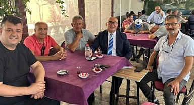 CHP Belediye Meclisi Grup Başkan Vekili Erdal Gezen şehrin büyükleriyle bir araya geldi