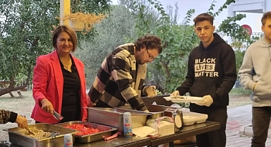 Mangal partisi yaptılar