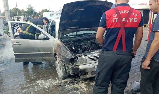 Sanayi Girişinde Araç Yandı