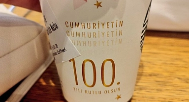Starbucks, Cumhuriyetin 100. Yılına Özel Hazırladığı Bardakları Duyurdu