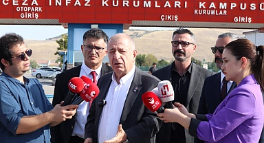 ÜMİT ÖZDAĞ TUTUKLU GAZETECİLERİ ZİYARET ETTİ