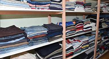 Üniversitelilere sosyal market desteği