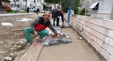 Edremit Belediyesine lağım eleştirisi